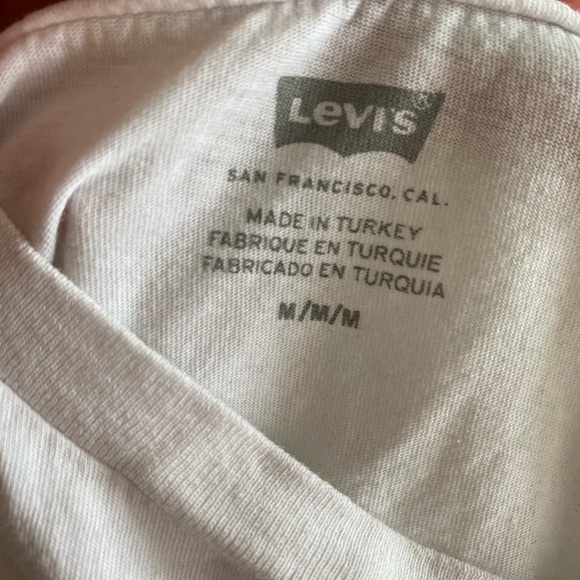 LEVI’S Logo Classic Tee Shirt - Picture 2 of 4